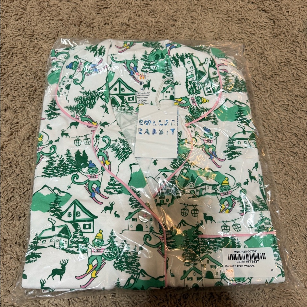 Roller Rabbit Green Ski Toile size medium polo pajamas